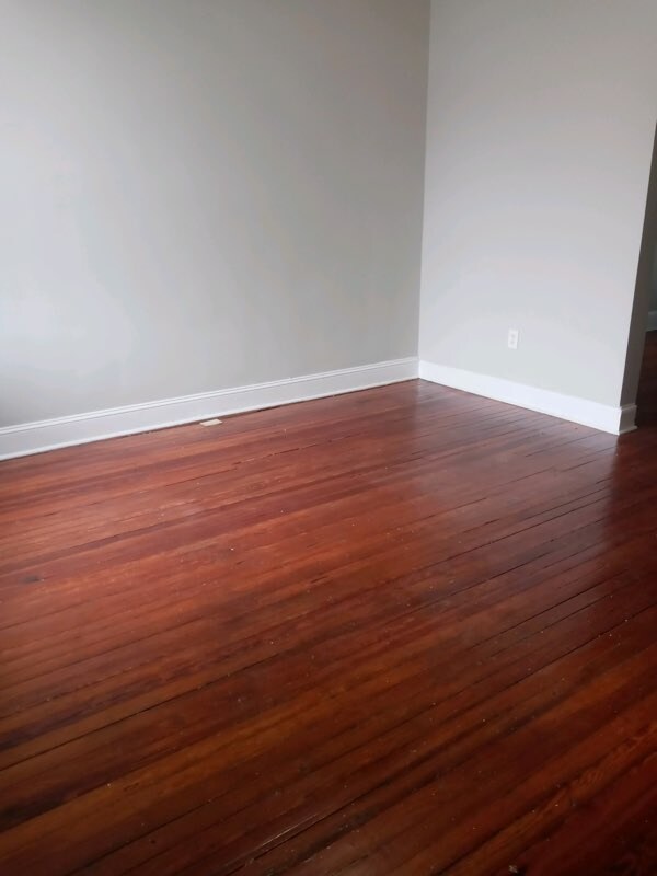 Building Photo - 716 McKewin Ave