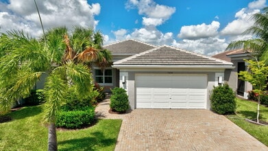 Building Photo - 11650 SW Moon River Way