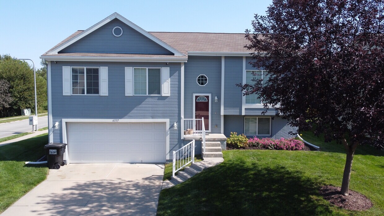 6337 N 148th St, Omaha, NE 68116 House Rental in Omaha, NE
