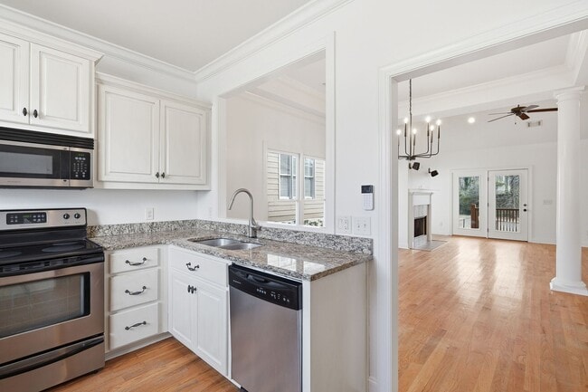 Foto del edificio - Charming Auburn Home!