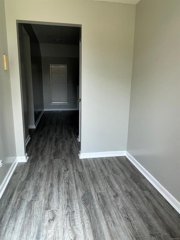 Building Photo - 904 Excelsior Dr