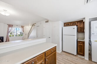 Building Photo - 9831 S 48th Way