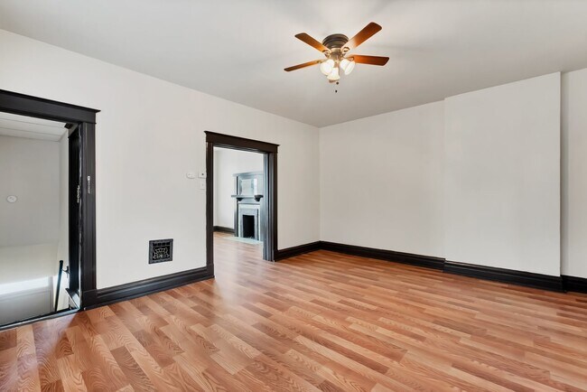 Foto del edificio - 2720 Texas Ave