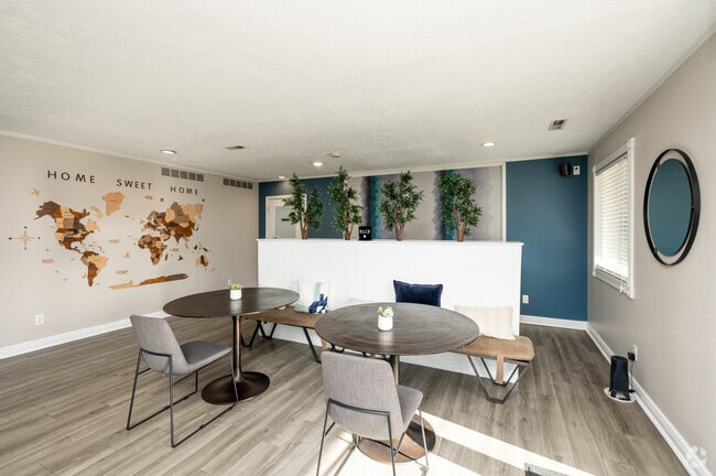 Lobby - Franklin Park Apartments