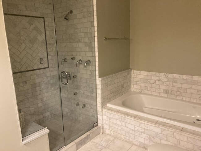 Foto del edificio - 212 N Halsted St