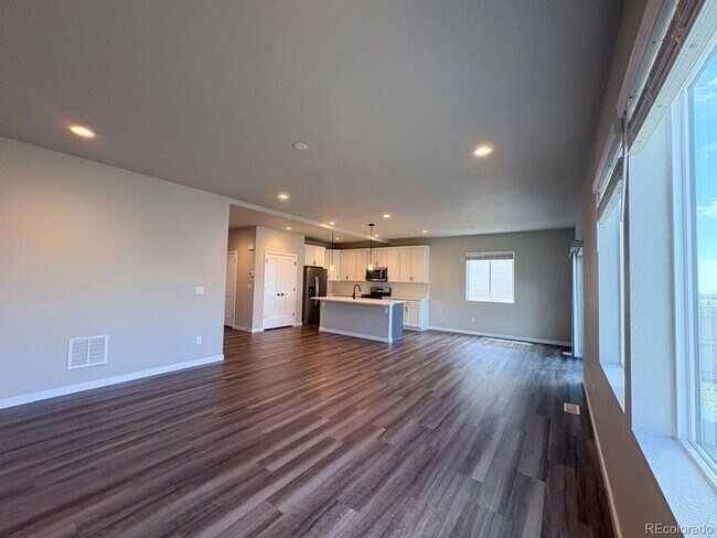 Building Photo - 22325 Cattlemen Run