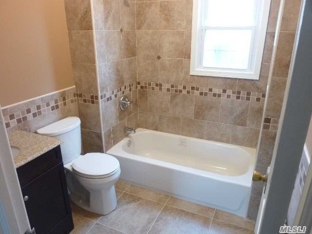 Building Photo - 363 Higbie Ln