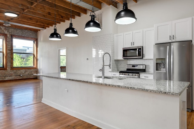Building Photo - 2015 W Race Ave