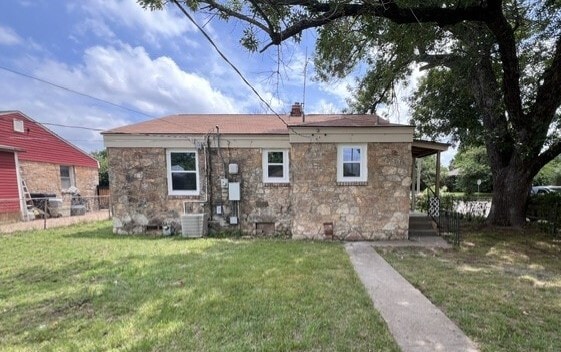 Photo - 3045 Pioneer Ave House