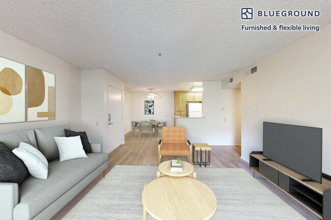 Foto del edificio - 5679 Amaya Dr