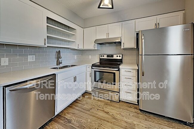 Photo - 613 Eastboro Dr Townhome