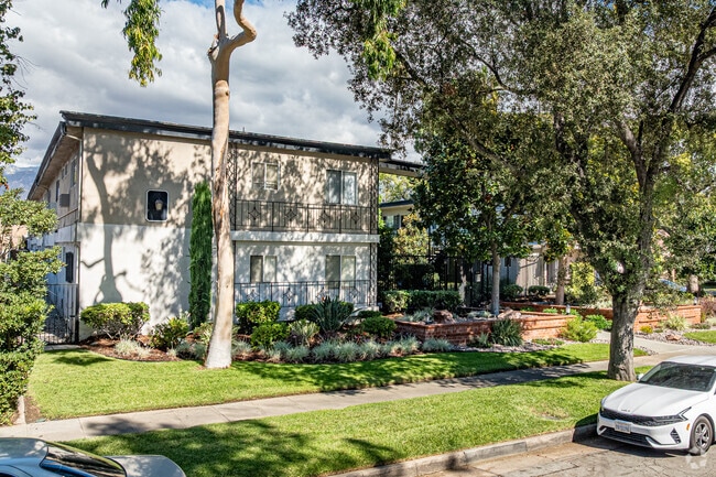 Alternar - Magnolia Apartments