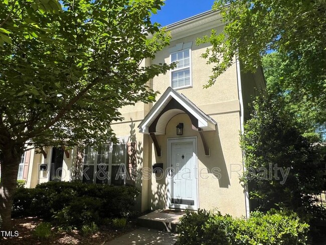 Foto del edificio - 1109 Wake Forest Rd