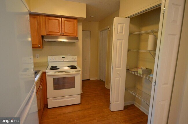 Foto del edificio - 7545 Old Bayside Rd
