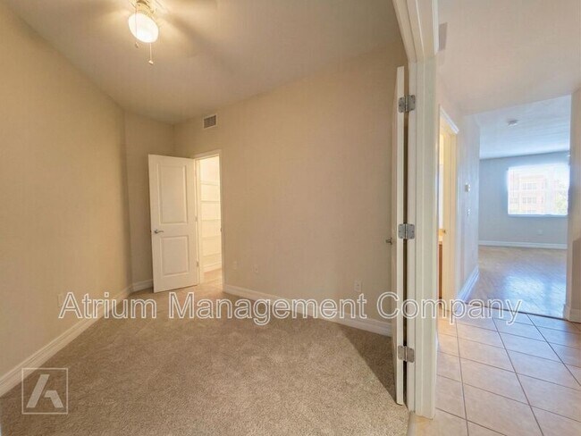 Foto del edificio - 2902 N Orange Ave