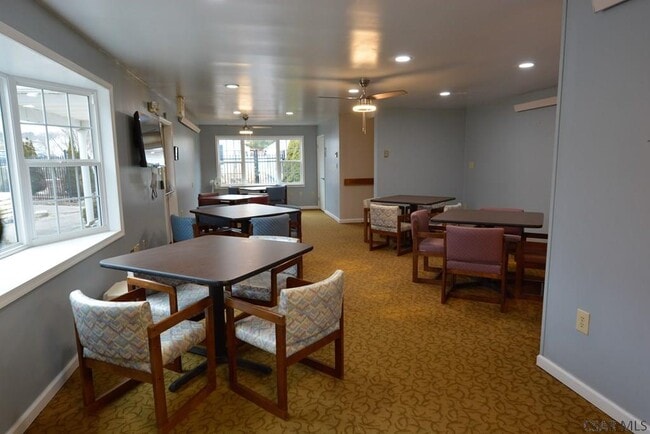 Foto del edificio - 13 1st St