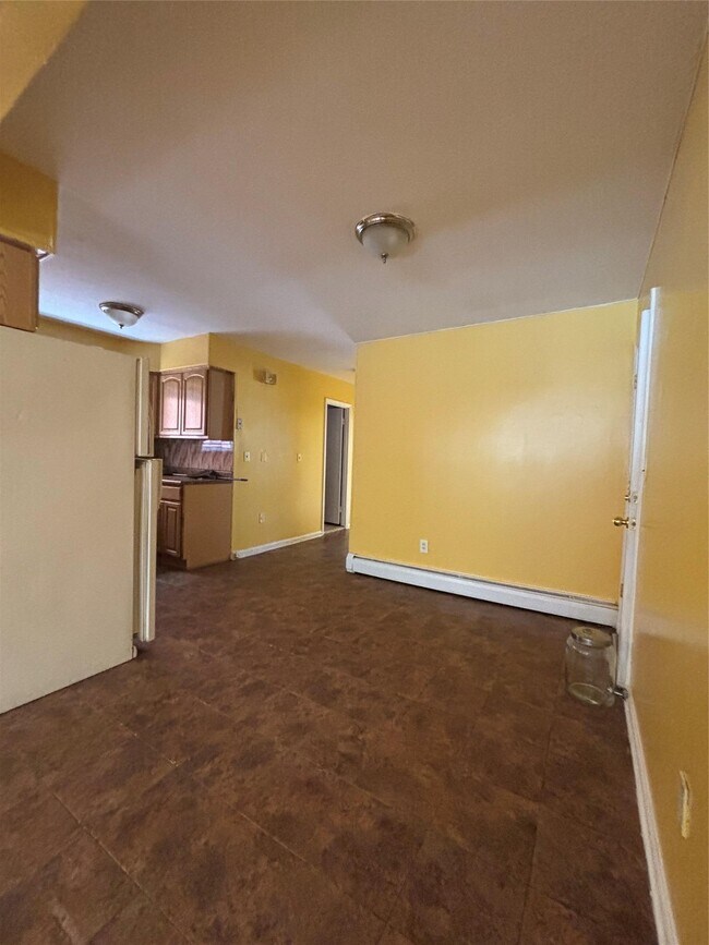 Building Photo - 659 Nereid Ave