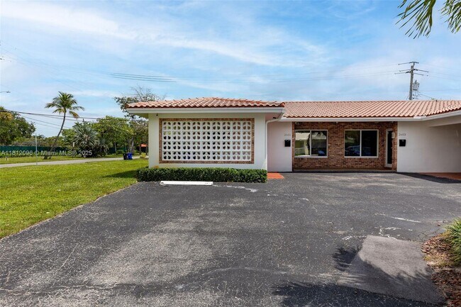 Foto del edificio - 2601 NE 34th St