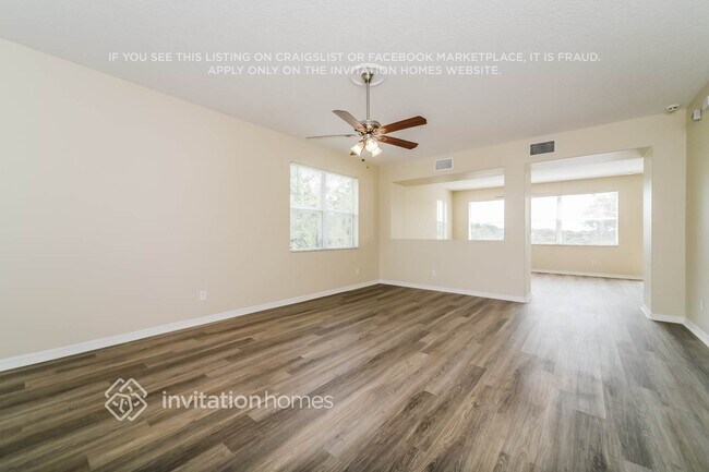 Foto del edificio - 4627 Bay Laurel Ct