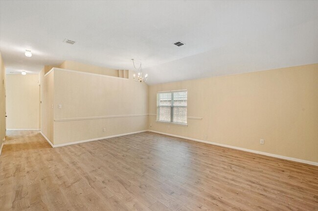 Foto del edificio - 600 Dover Park Trail