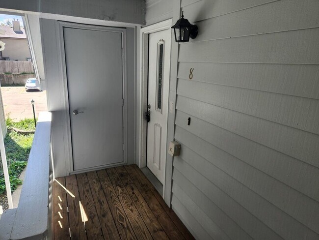 Foto del edificio - 5220 Boulder Drive