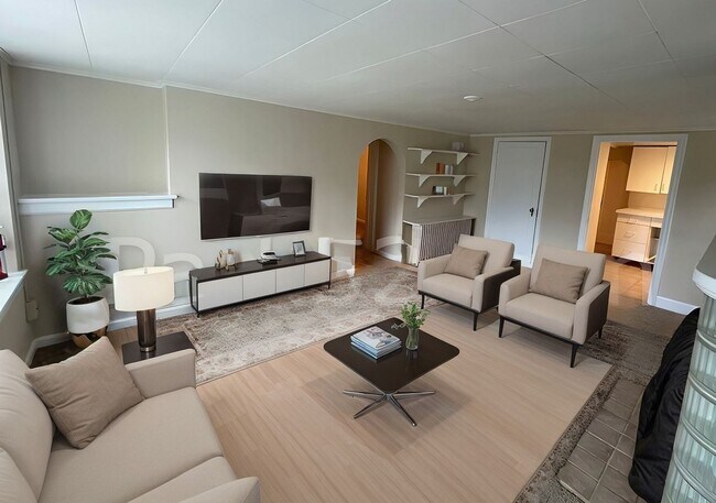 Foto del edificio - North Tacoma Ground Floor Apartment -1 Bed 1 Bath 406 1/2 N 6th St Tacoma
