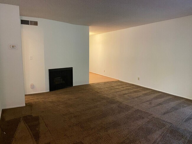 Foto del edificio - 2 Bedroom TownHome
