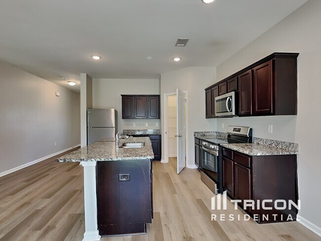 Foto del edificio - 1017 Hudson Ct