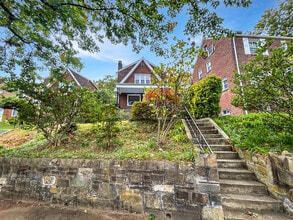 Building Photo - 1913 Bunker Hill Rd NE