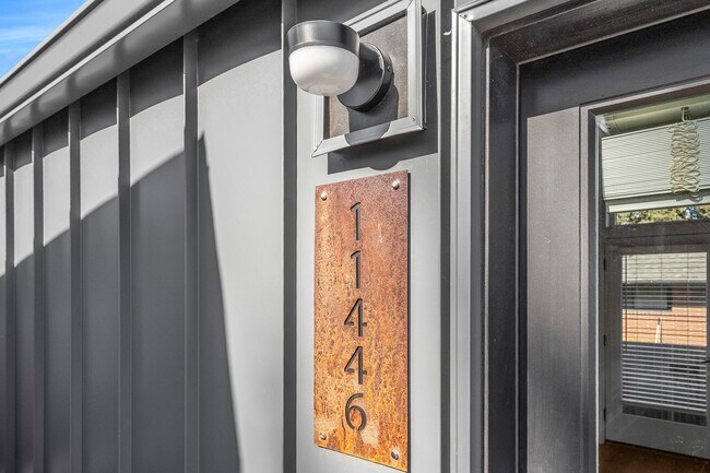 Foto del edificio - Experience Morris Street Commons- Modular Community Living!