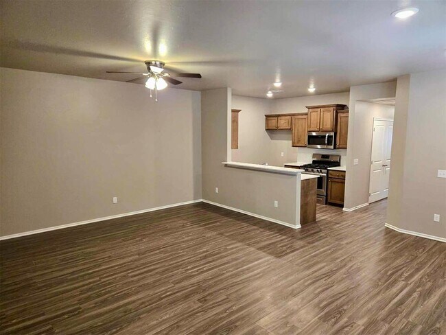 Foto del edificio - 916 Coles Creek