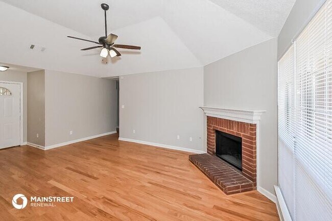 Building Photo - 4920 Phipps Dr, Memphis, TN 38125