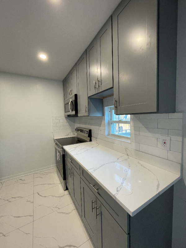 Foto del edificio - 3985 Saxon Ave