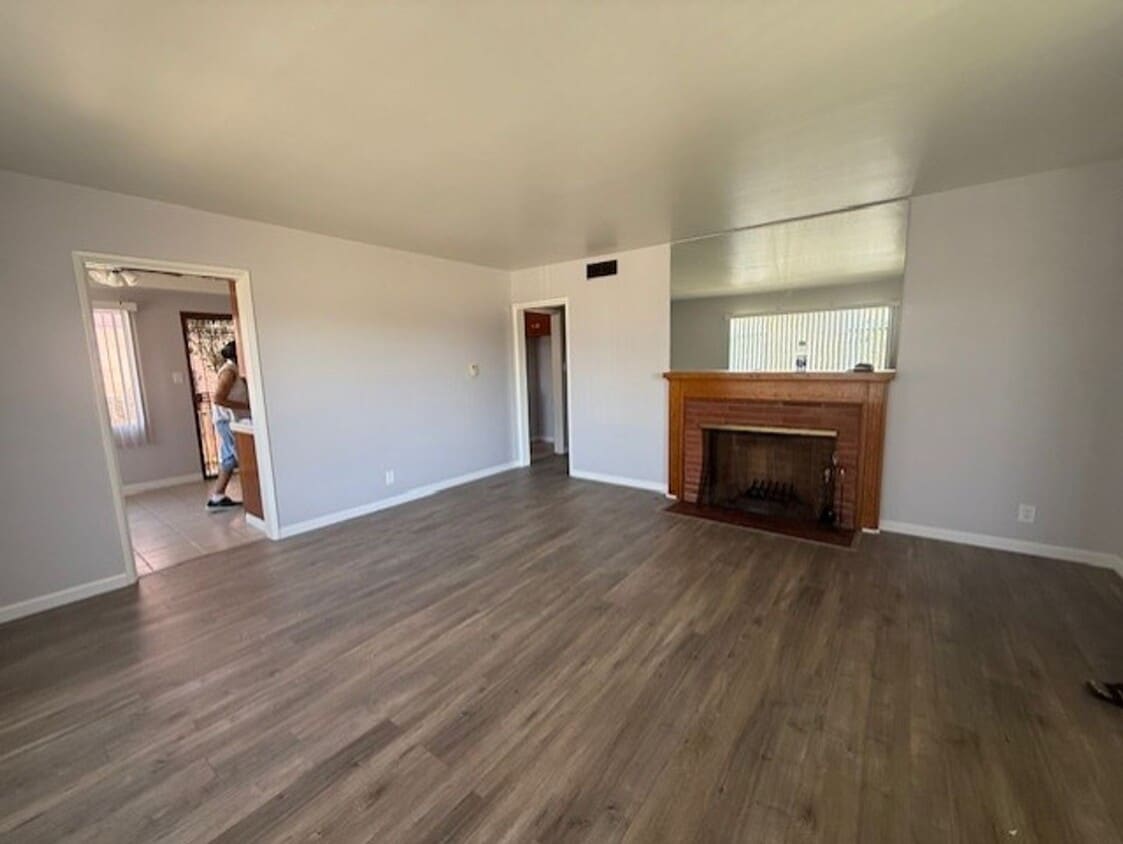 Foto principal - 544 W 120th St