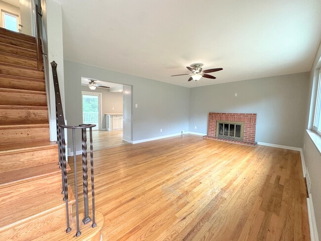 Photo - 2652 Santa Barbara Dr (Bethel Park, PA) House