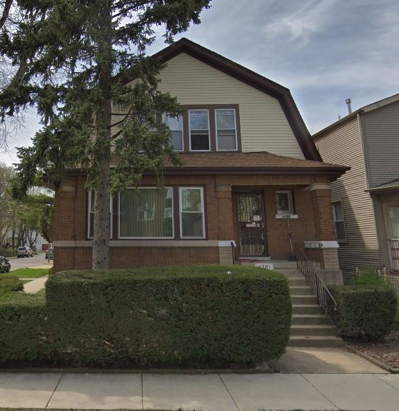 Building Photo - 4701 W Warwick Ave