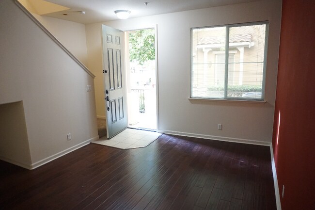 Foto del edificio - 2196 Beech Cir