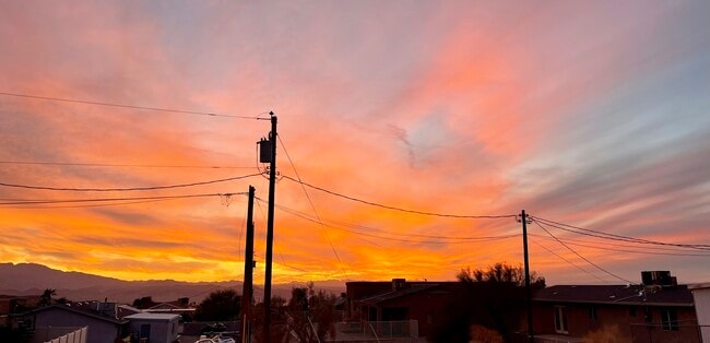 Foto del edificio - 1215 Mohican Dr