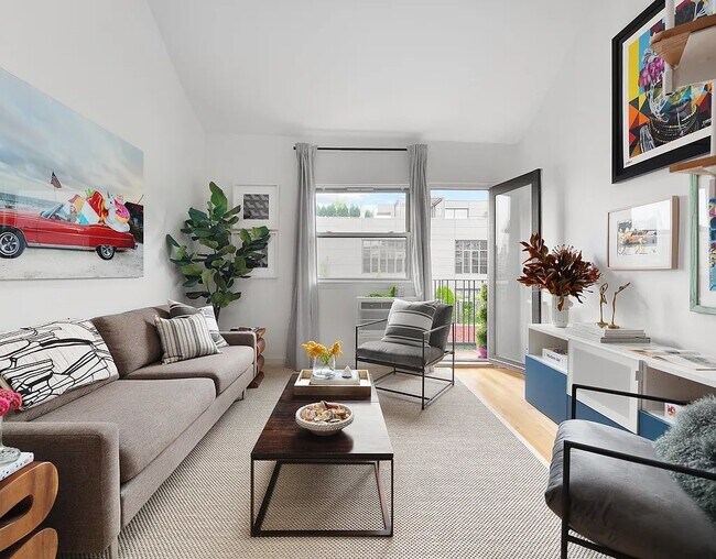 Foto del edificio - 211 Thompson St