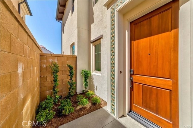 Building Photo - 113 Escala