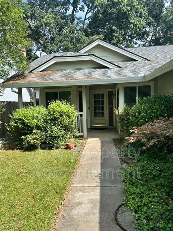 Building Photo - 9349 Newington Way