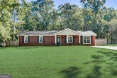 Foto principal - 715 Cowan Rd