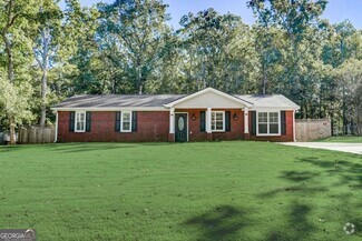 Building Photo - 715 Cowan Rd