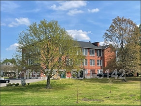 Building Photo - 2415 Ballentine Blvd