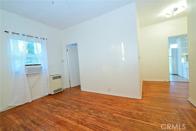 Building Photo - 902 S Marengo Ave