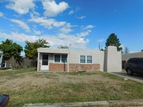 Building Photo - 1803 Mason Dr
