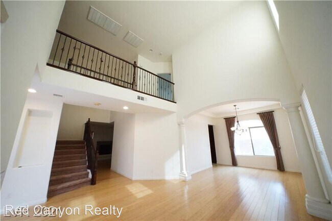 Building Photo - 5 br, 4 bath House - 3716 Moonshine Falls Ave