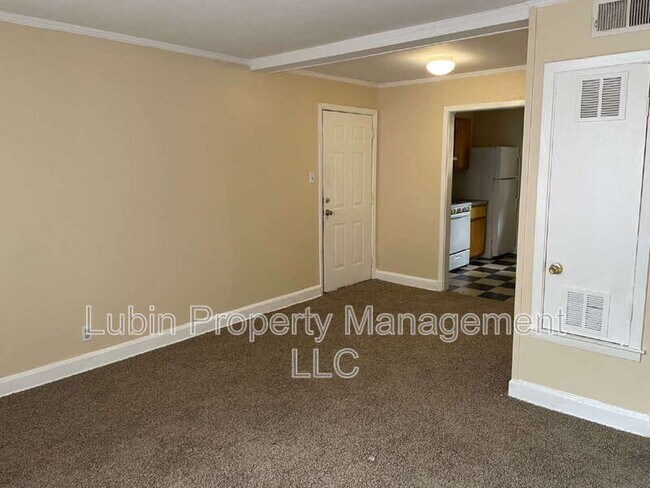 Building Photo - 1434 Lapaloma St