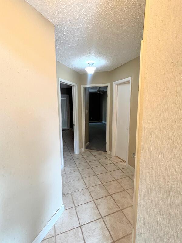 Foto del edificio - 2311 Purple Martin Ln
