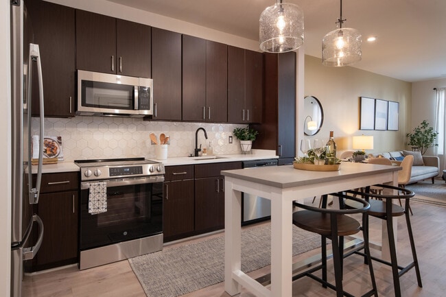 Building Photo - The Kingsley